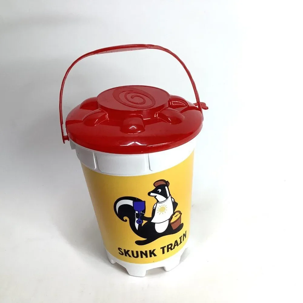 Whirley Drink Works Plastic bucket Skunk Train  Reusable Keep Sake 64 oz‎ USA